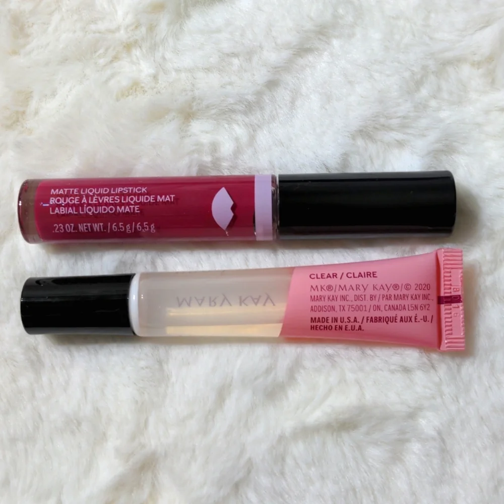 Lip Set - Picture 2 of 3
